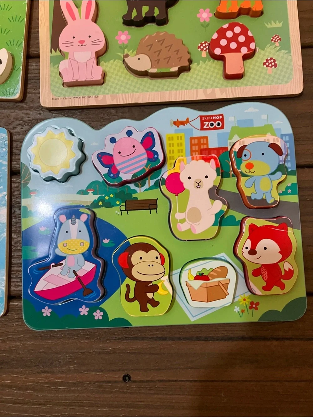 Wooden puzzle set